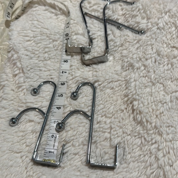 Over The Door Hanger/Hook - Picture 8 of 12